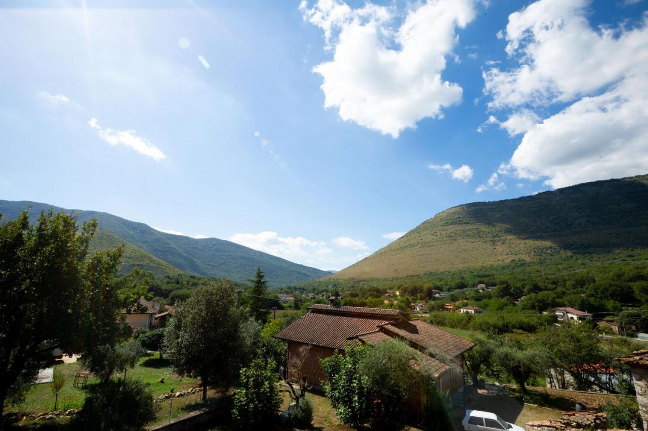 Valle Fiorita Castro dei Volsci 外观 照片